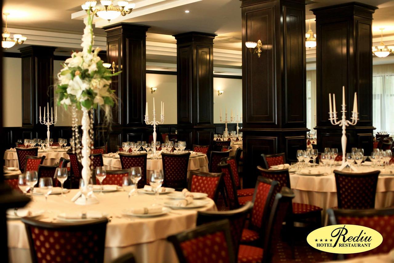 Rediu Hotel & Restaurant Botoşani Екстериор снимка