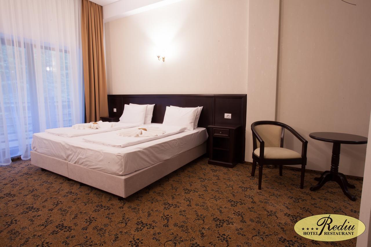 Rediu Hotel & Restaurant Botoşani Екстериор снимка